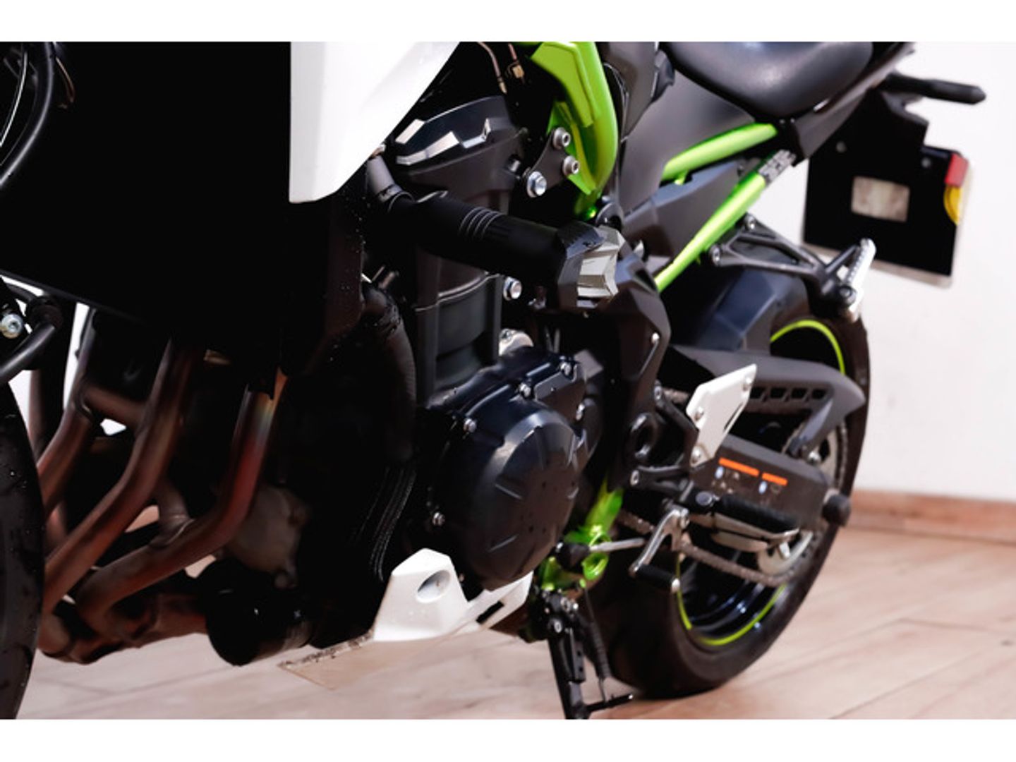 Kawasaki Z900 Negro Motorcycle