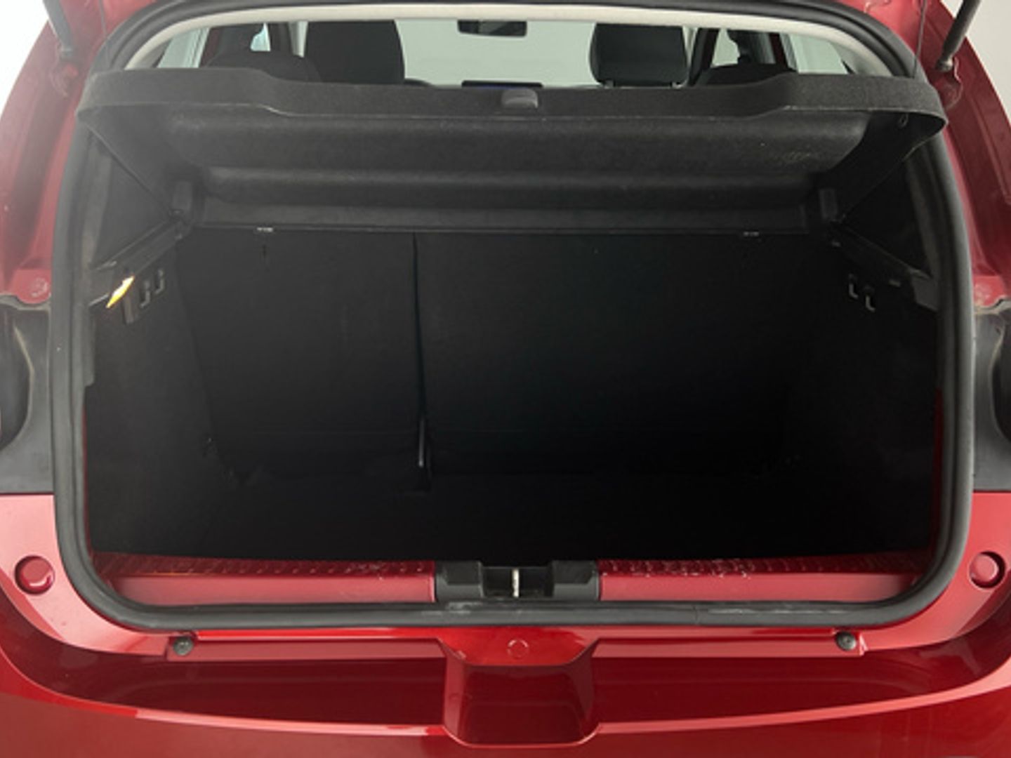 Dacia Sandero Stepway Comfort TCe 67 kW (91 CV) Rojo Sedan