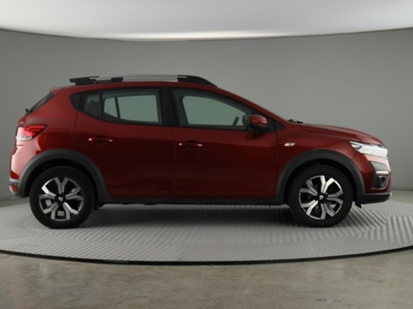Dacia Sandero Stepway Comfort TCe 67 kW (91 CV) Rojo Sedan