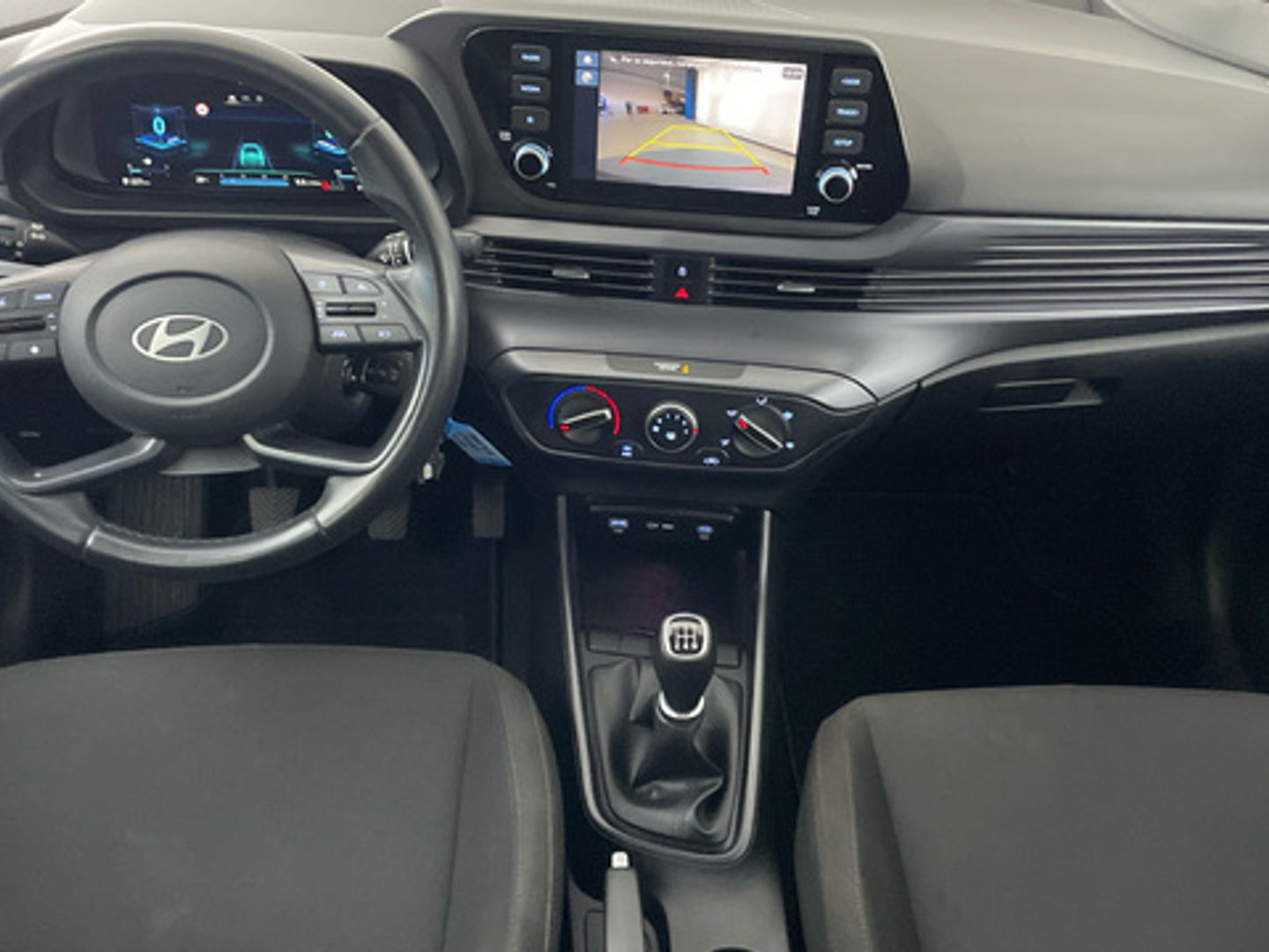 Hyundai i20 1.2 MPI Klass 62 kW (84 CV) Azul Sedan