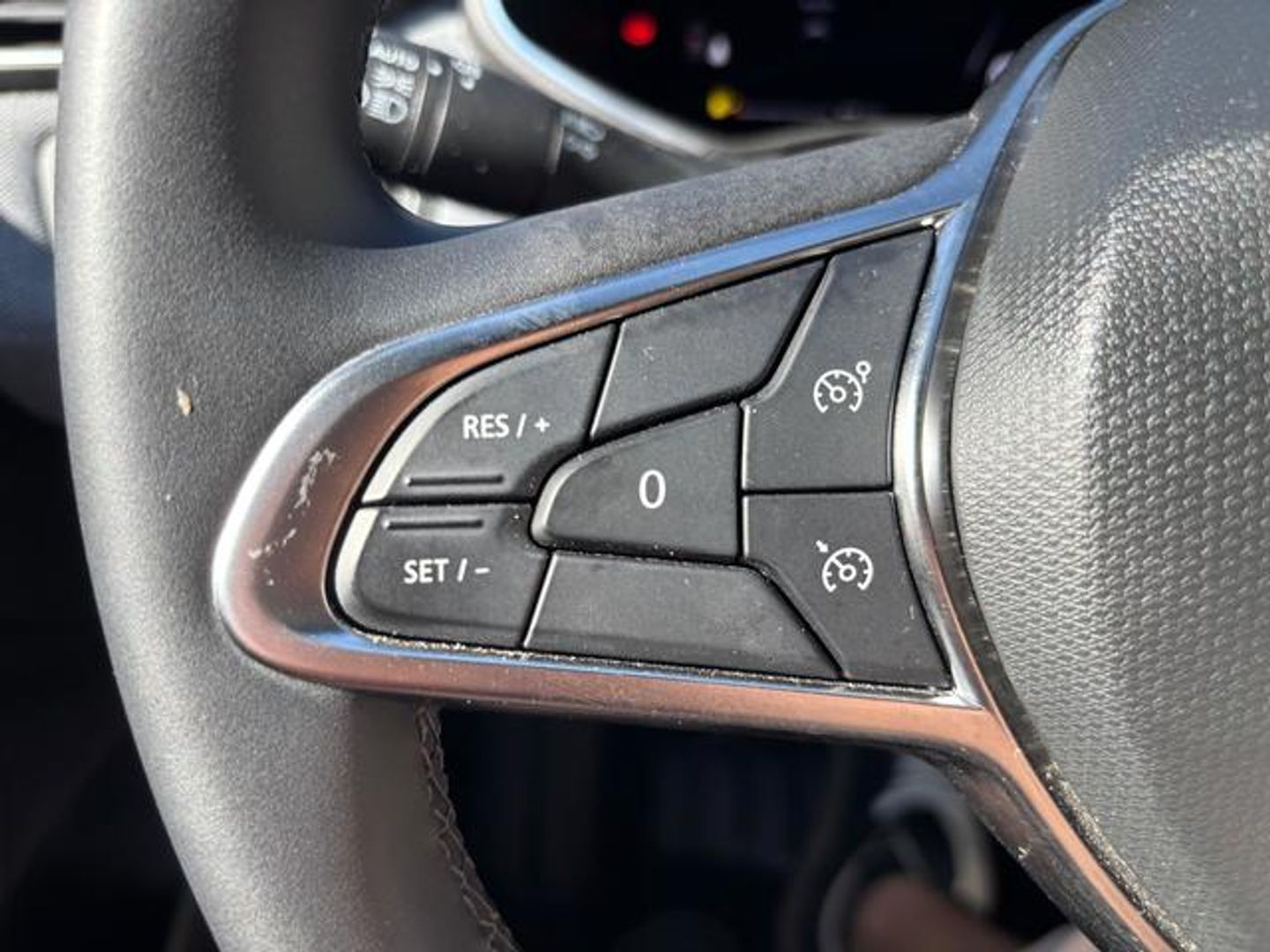 Renault Clio Techno TCe 66 kW (90 CV) Azul Sedan