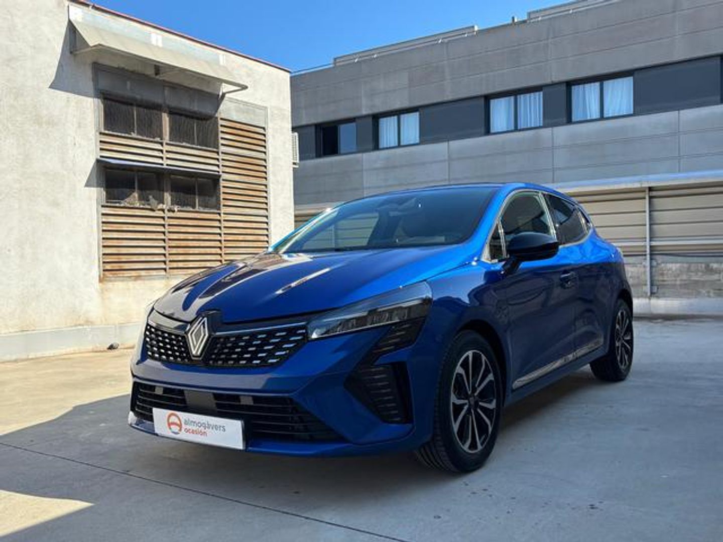 Renault Clio Techno TCe 66 kW (90 CV) Azul Sedan
