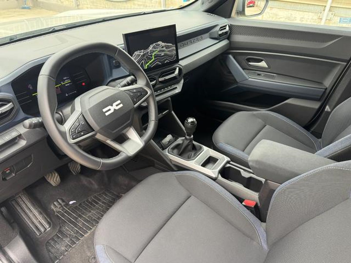 Dacia Duster Journey TCE 48v 4X2 96 kW (130 CV) Gris SUV