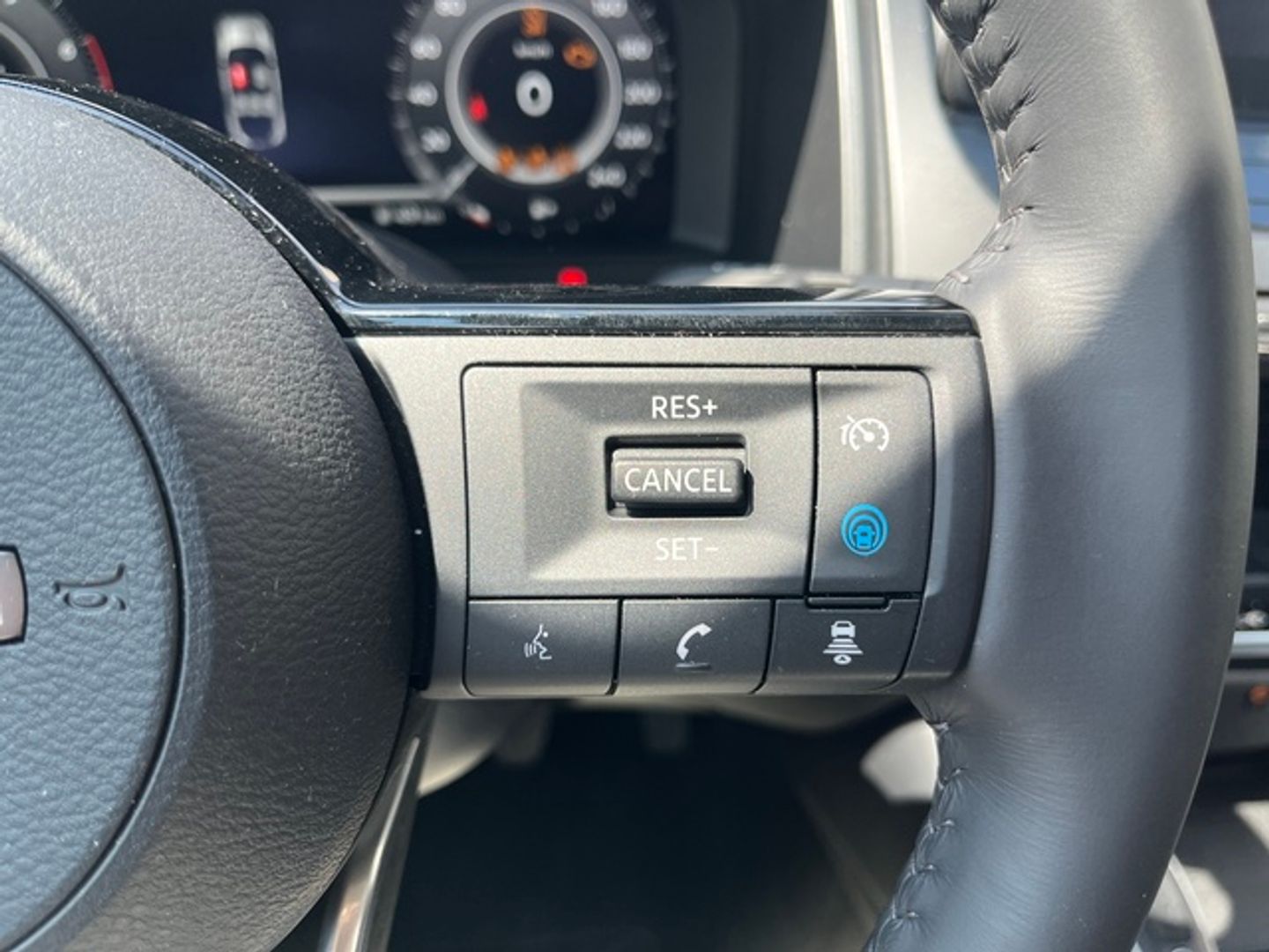 Nissan Qashqai DIG-T 140 N-Connecta 103 kW (140 CV) Gris SUV