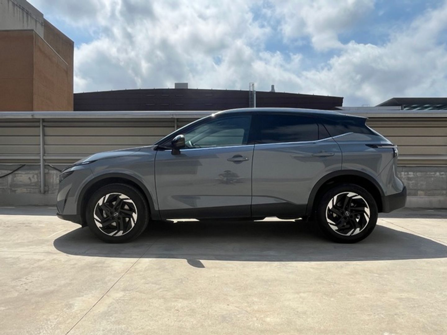 Nissan Qashqai DIG-T 140 N-Connecta 103 kW (140 CV) Gris SUV