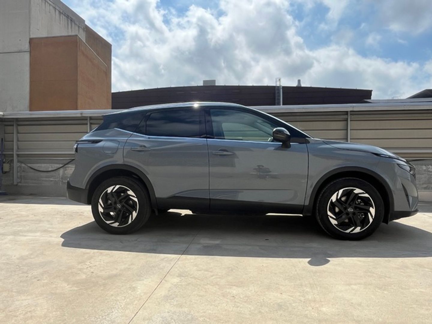 Nissan Qashqai DIG-T 140 N-Connecta 103 kW (140 CV) Gris SUV