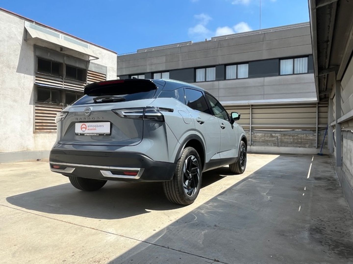 Nissan Qashqai DIG-T 140 N-Connecta 103 kW (140 CV) Gris SUV