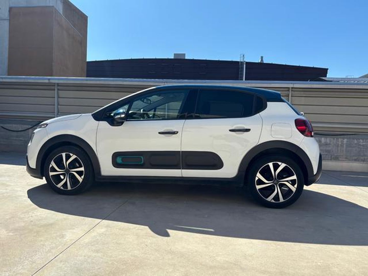 Citroen C3 PureTech 82 Shine 61 kW (83 CV) Blanco Compact