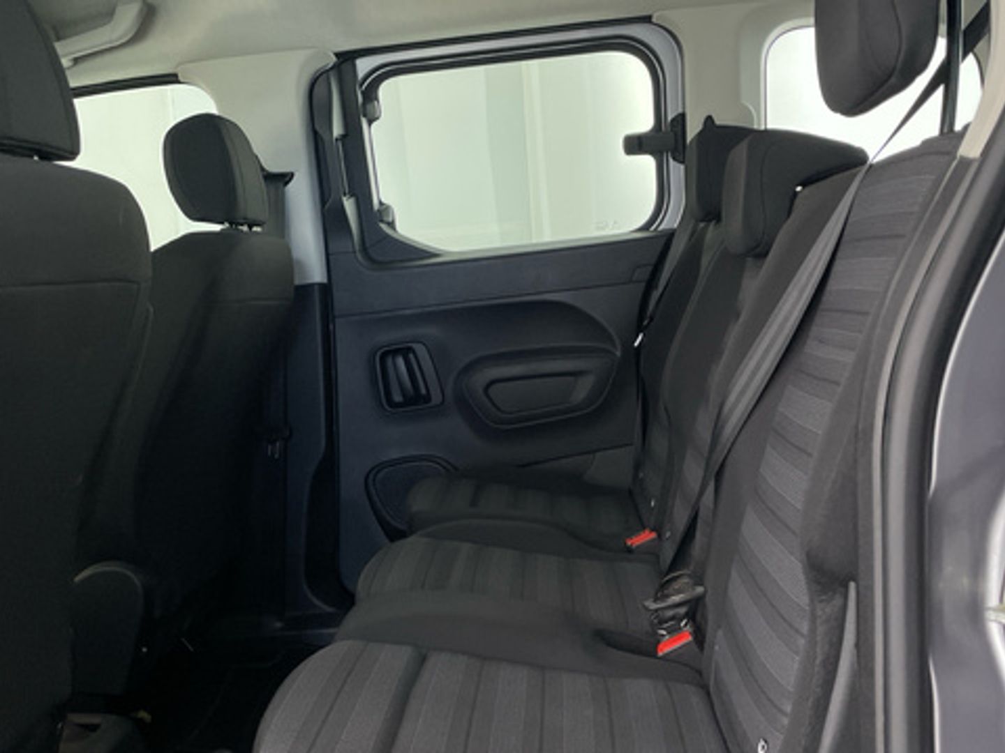 Opel Combo Life 1.5 TD S&S Edition Plus L 75 kW (102 CV) Gris Minivan