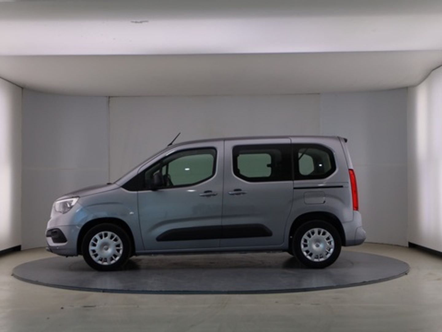 Opel Combo Life 1.5 TD S&S Edition Plus L 75 kW (102 CV) Gris Minivan