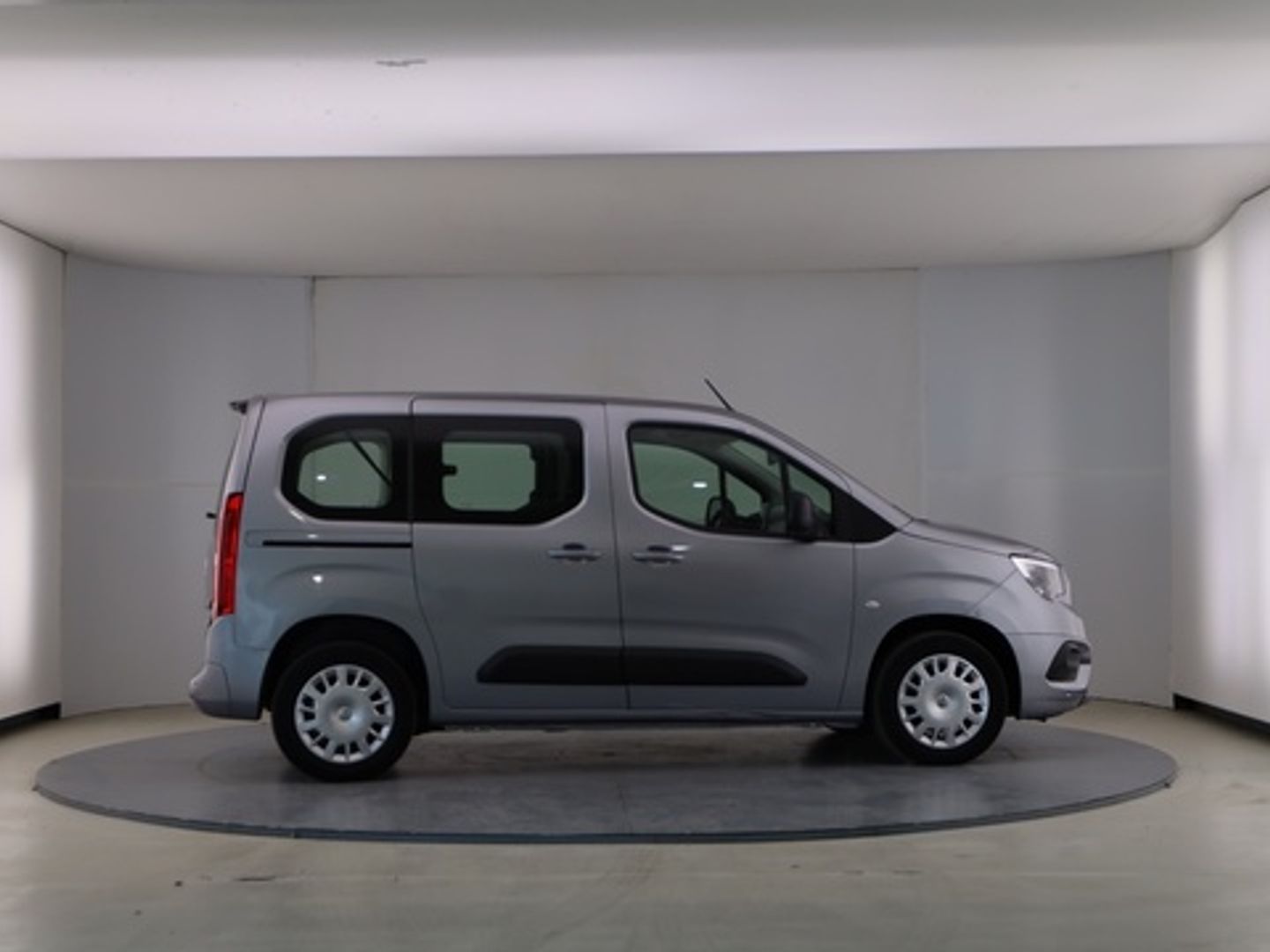 Opel Combo Life 1.5 TD S&S Edition Plus L 75 kW (102 CV) Gris Minivan