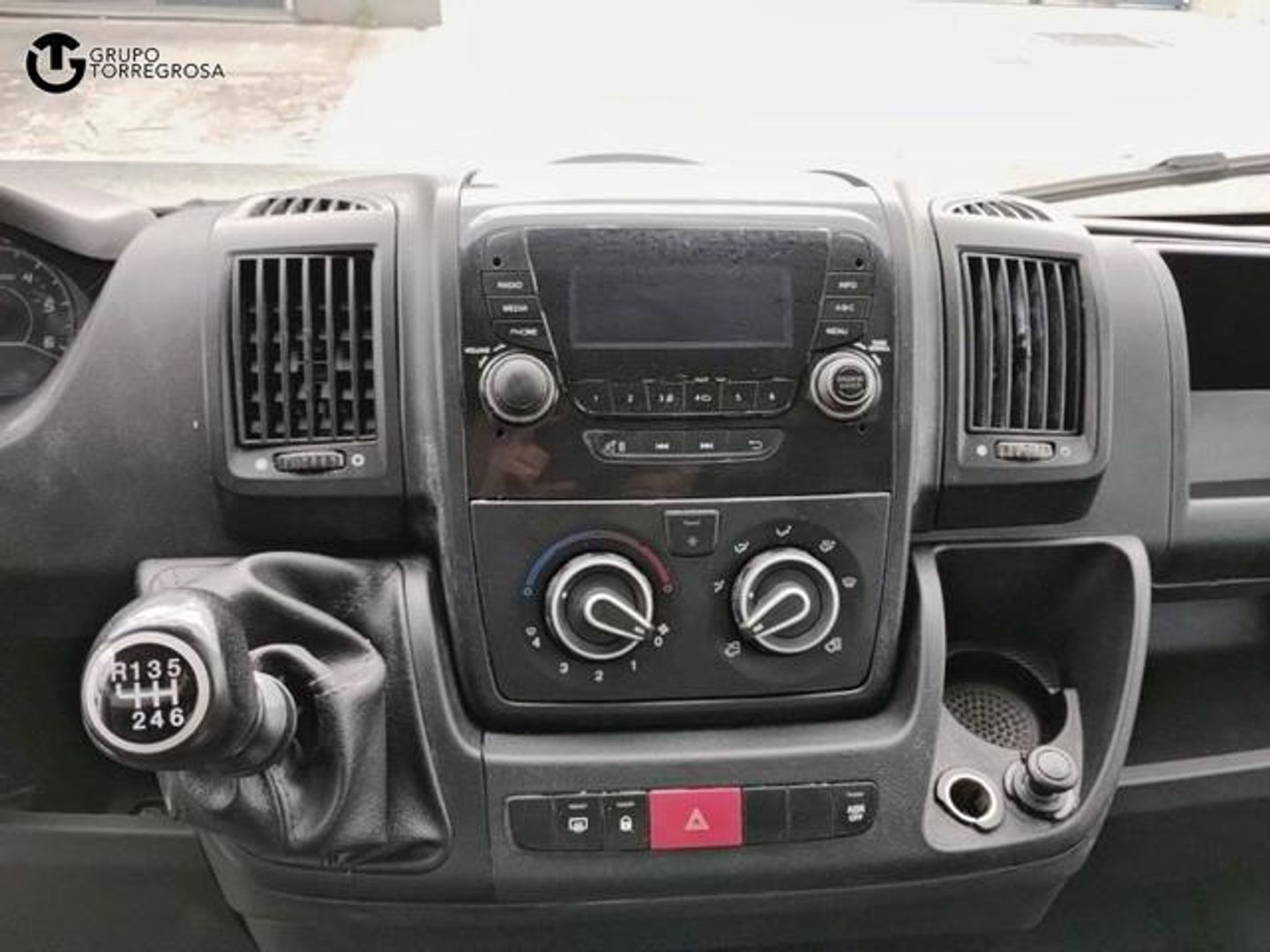 Citroen Jumper Furgon BlueHDi 120 33 L2H2 88 kW (120 CV) Blanco Industrial