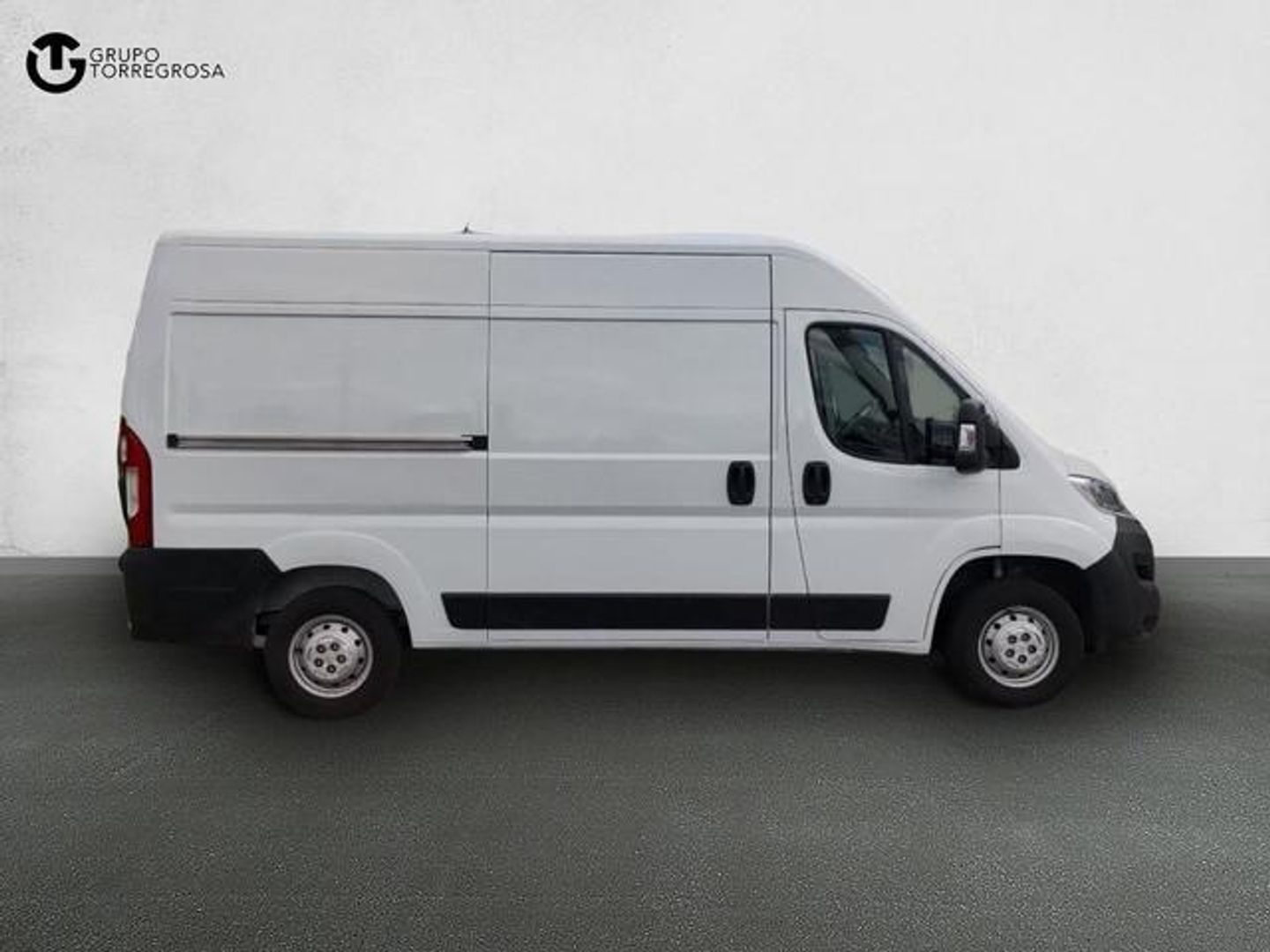 Citroen Jumper Furgon BlueHDi 120 33 L2H2 88 kW (120 CV) Blanco Industrial