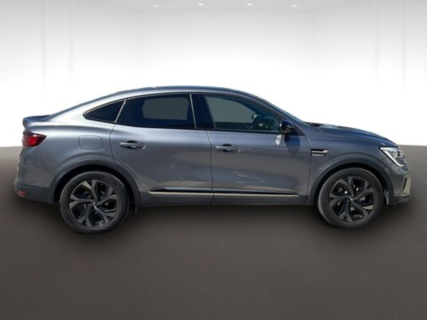 Renault Arkana E-Tech Híbrido Engineered 107 kW (145 CV) Gris SUV
