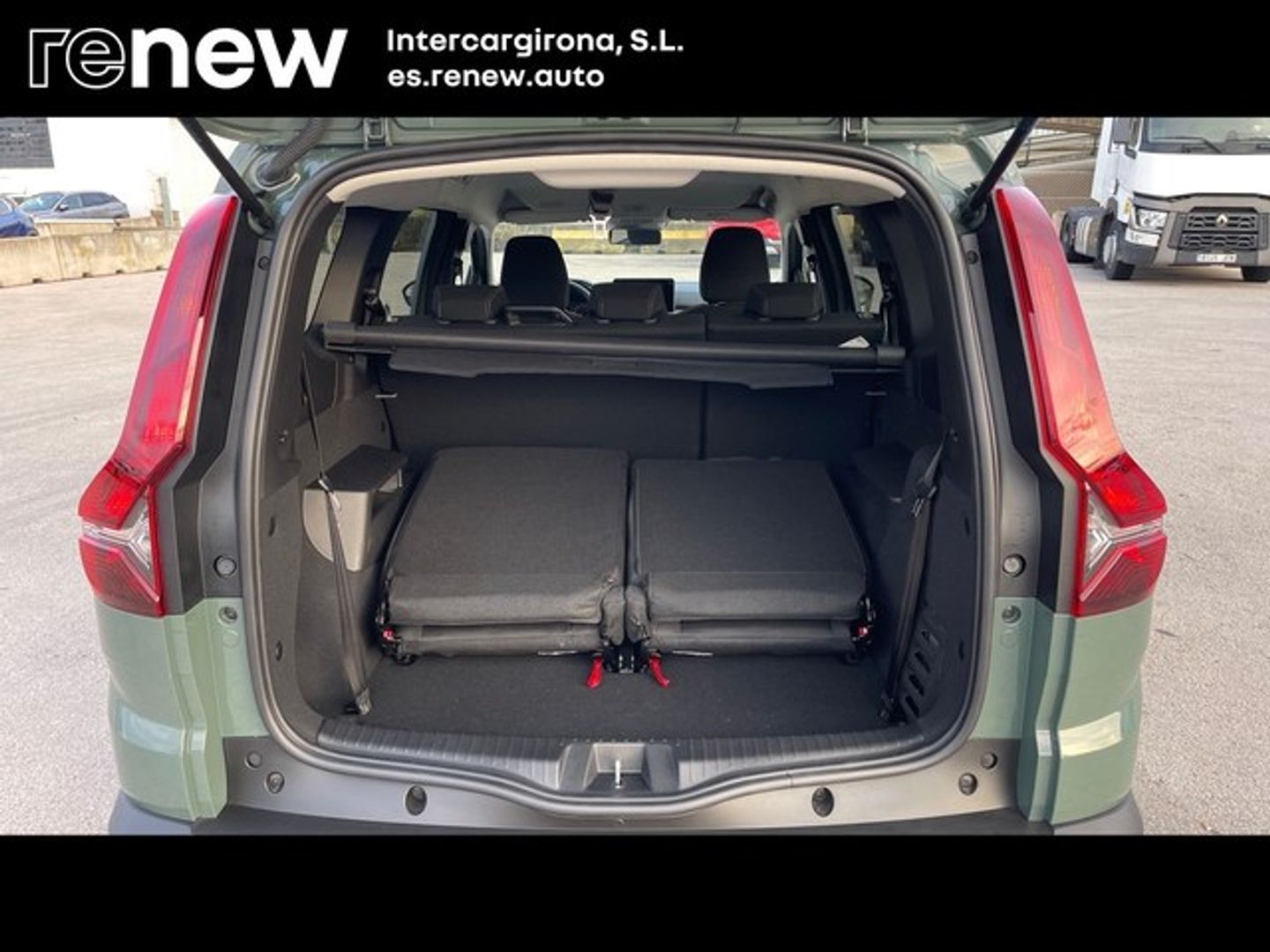 Dacia Jogger Expression TCe 7 plazas 81 kW (110 CV) Verde Familiar