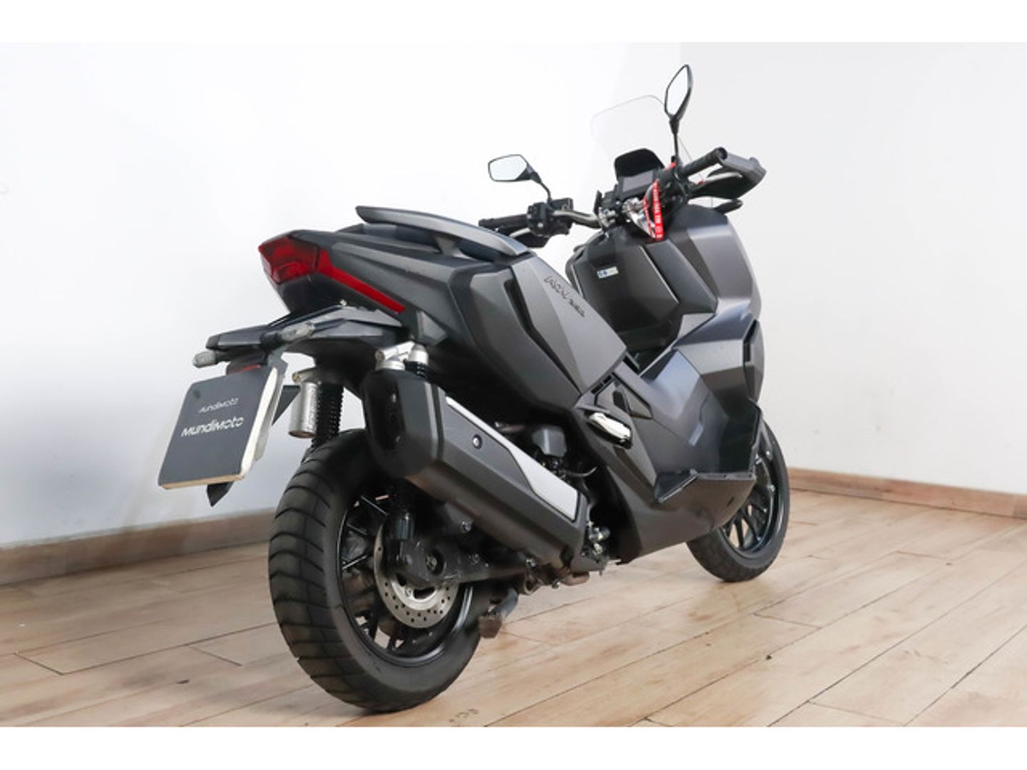 Honda ADV350 Gris Motorcycle