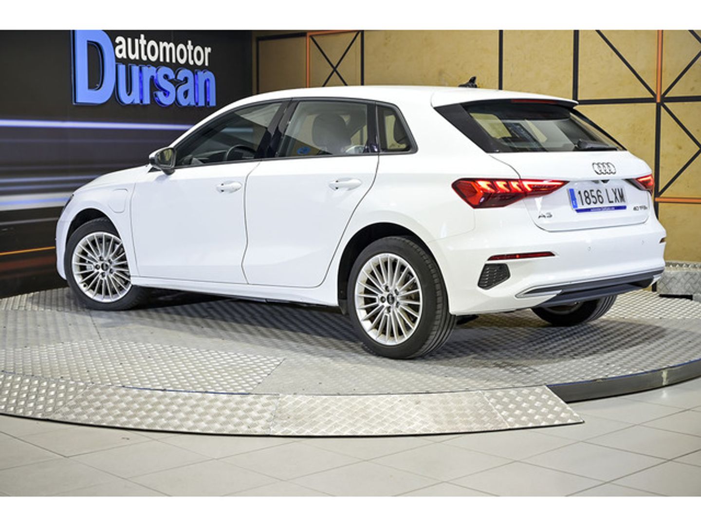 Audi A3 Sportback TFSIe Advanced 40 TFSI e 150 kW (204 CV) S tronic Blanco Compact
