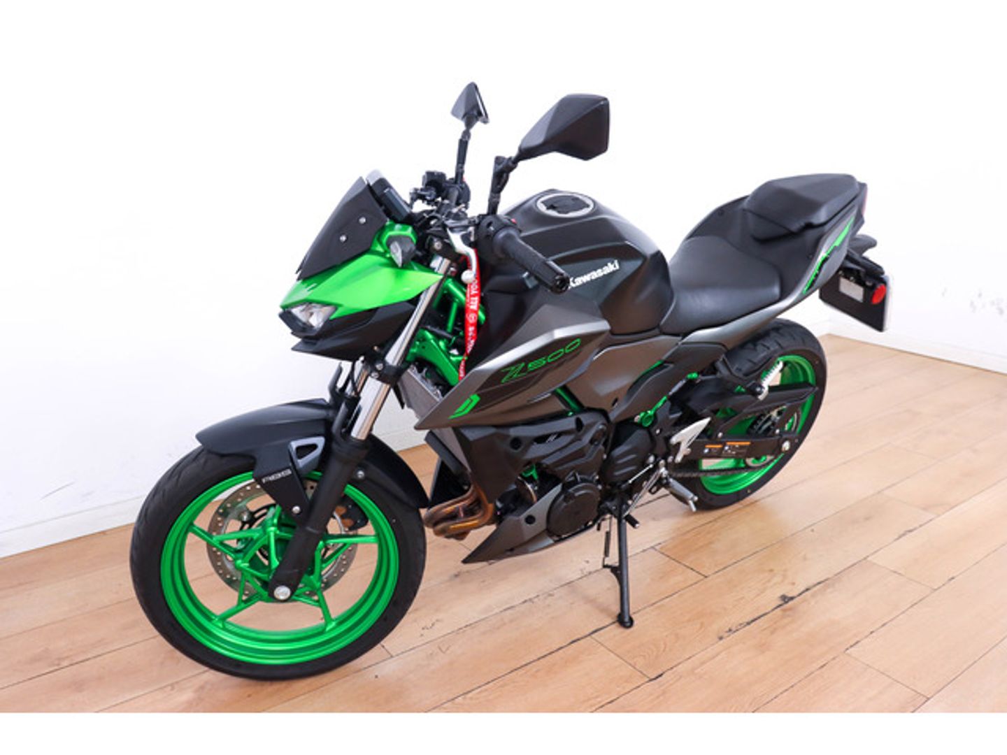 Kawasaki Z500 Negro Motorcycle