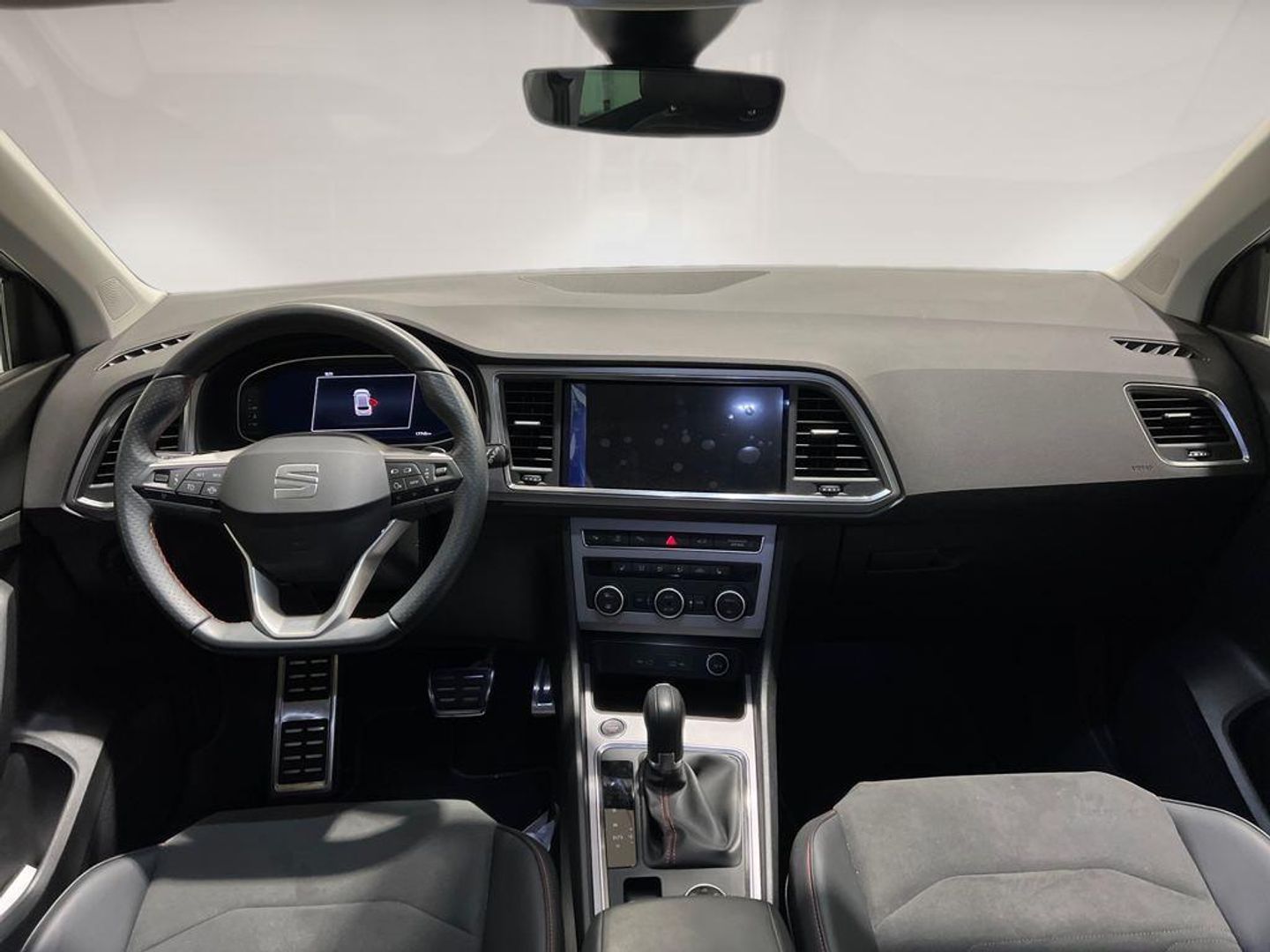 SEAT Ateca 1.5 TSI S&S FR Special Edition DSG 110 kW (150 CV) Blanco All Terrain / Pick-up