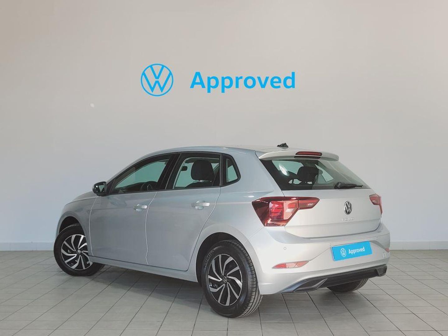 Volkswagen Polo Life 1.0 TSI 70 kW (95 CV) Gris Plata Compact