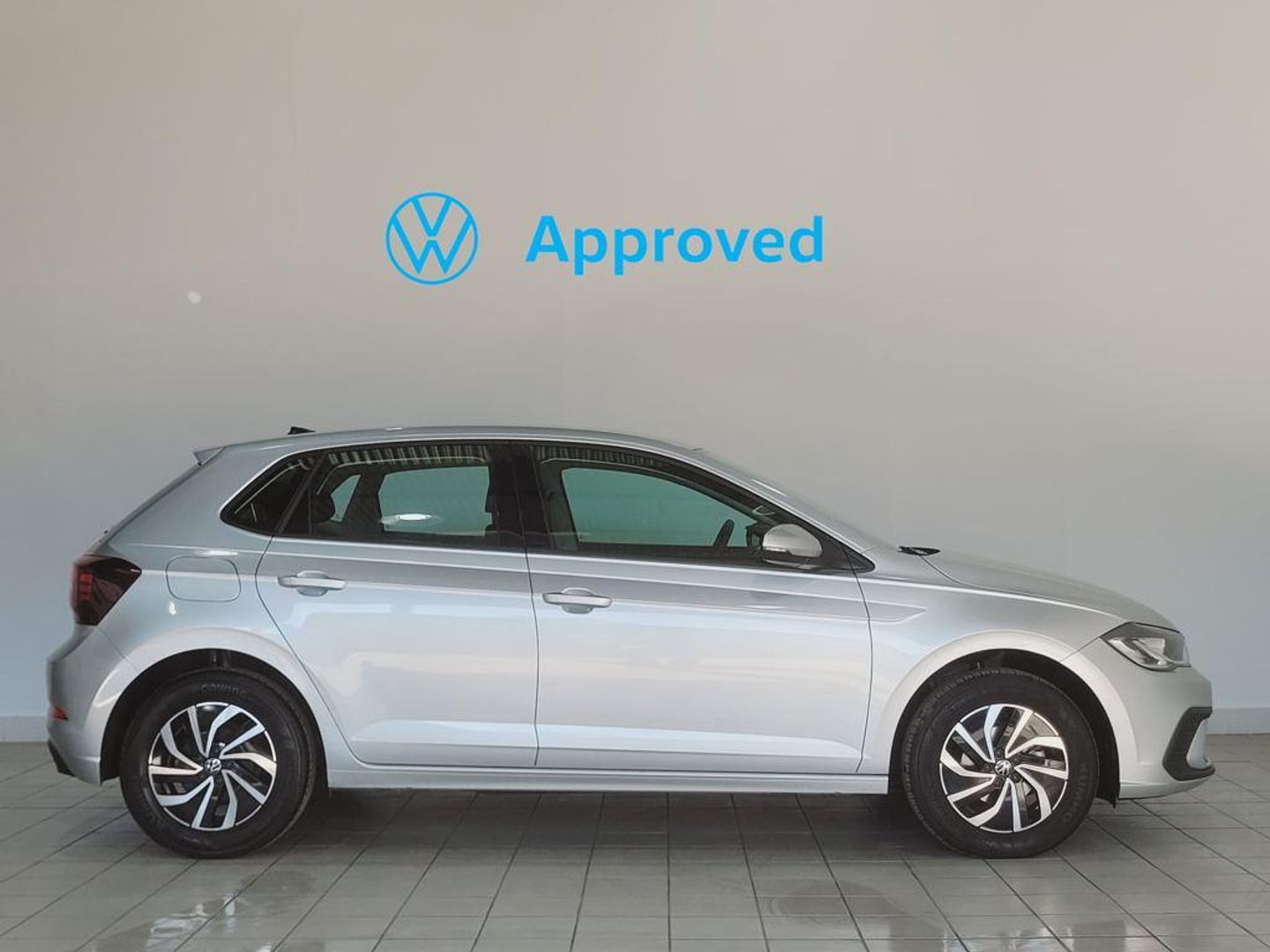 Volkswagen Polo Life 1.0 TSI 70 kW (95 CV) Gris Plata Compact