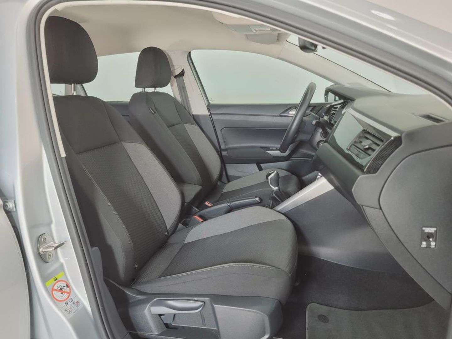 Volkswagen Polo Life 1.0 TSI 70 kW (95 CV) Gris Plata Compact
