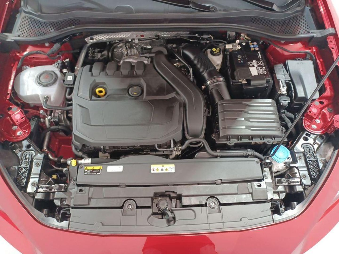 CUPRA León 1.5 eTSI Tech Edition DSG 110 kW (150 CV) Rojo SUV