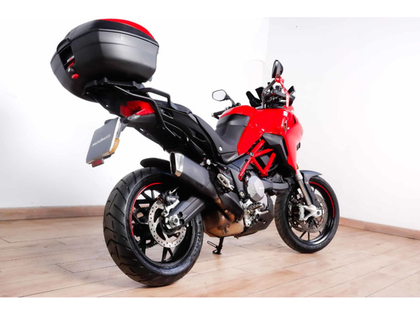 Ducati Multistrada 950 S Rojo Motorcycle