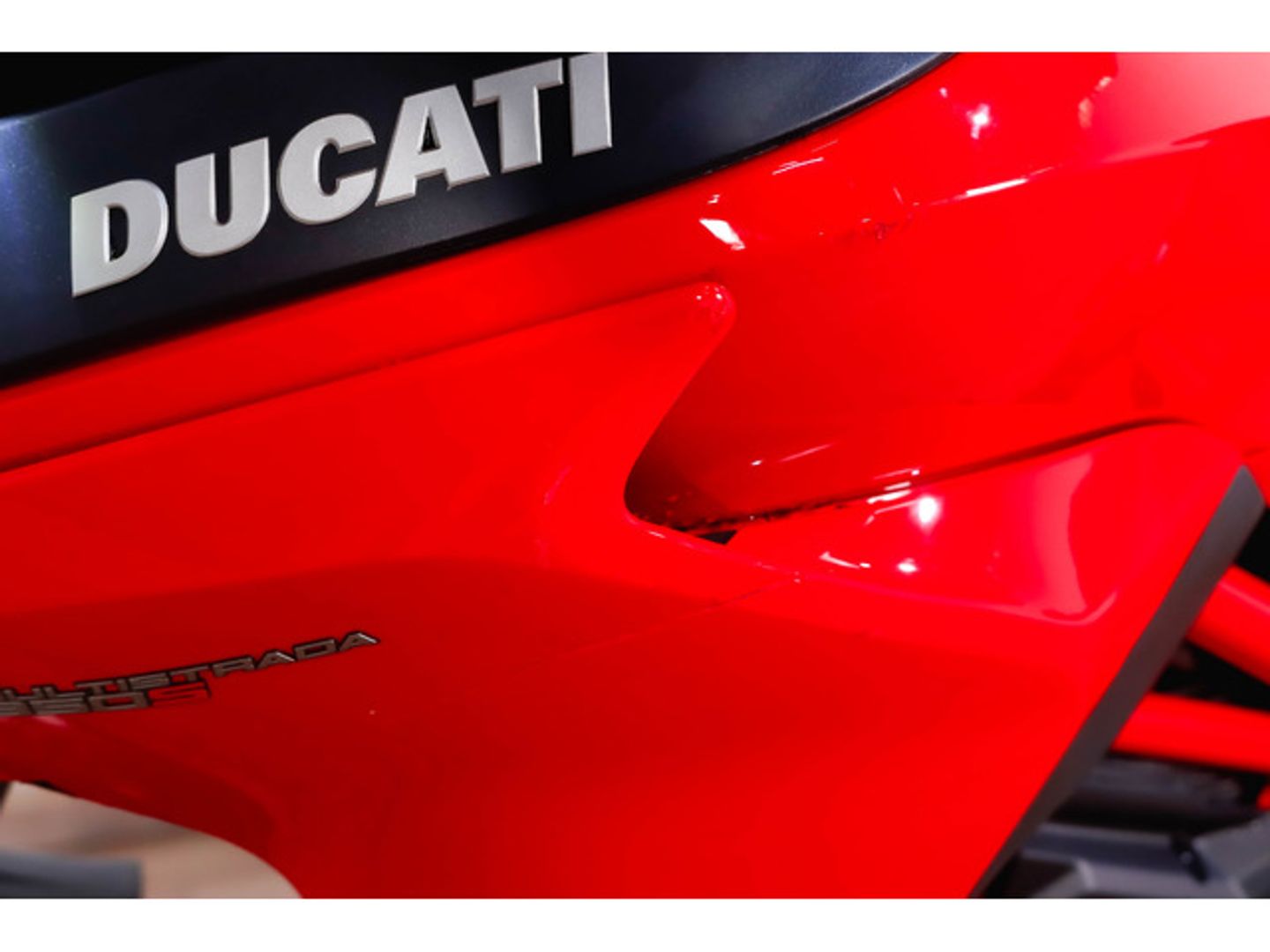 Ducati Multistrada 950 S Rojo Motorcycle
