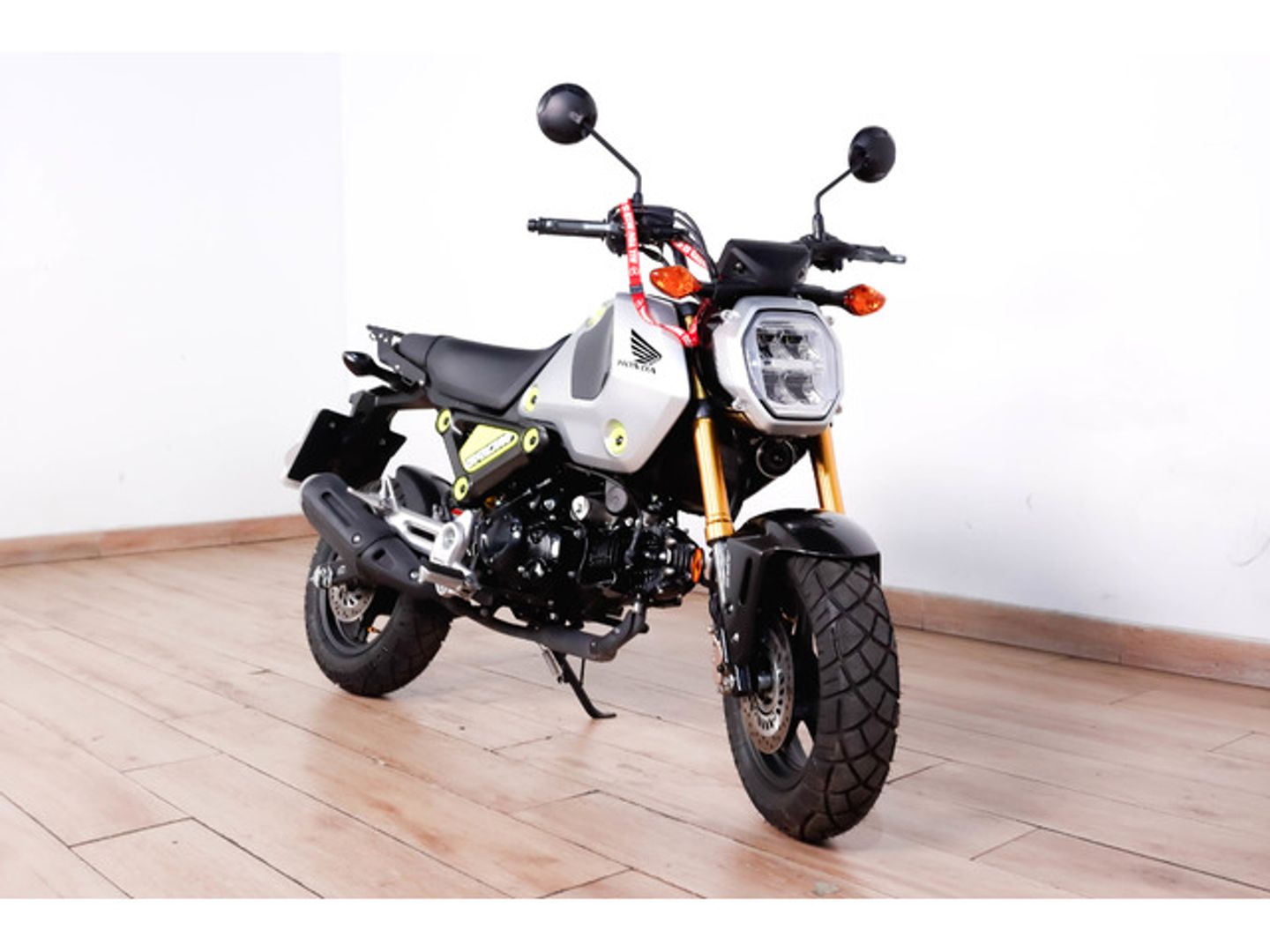 Honda MSX125 Gris Plata Motorcycle