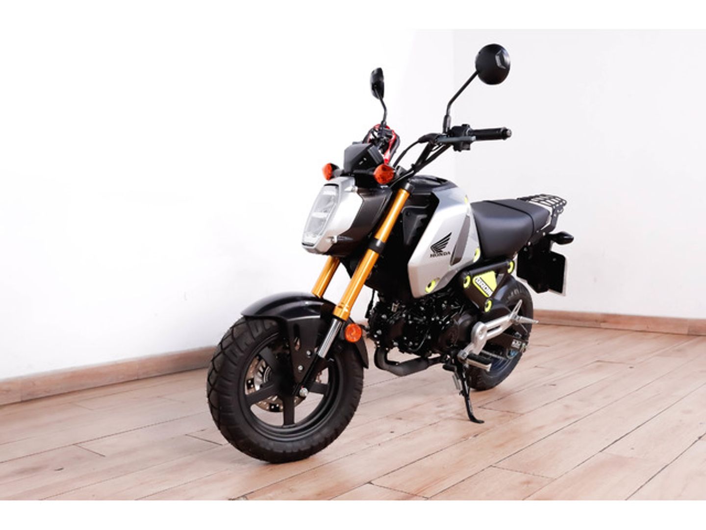 Honda MSX125 Gris Plata Motorcycle