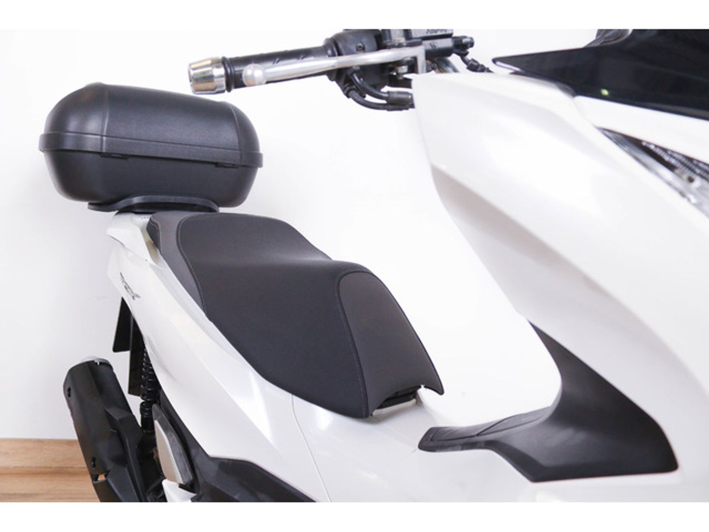 Honda Monkey 125 Blanco Motorcycle
