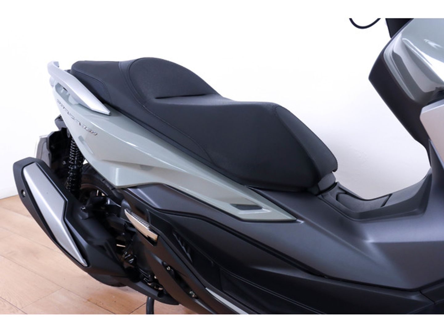 Honda Forza 350 Gris Motorcycle