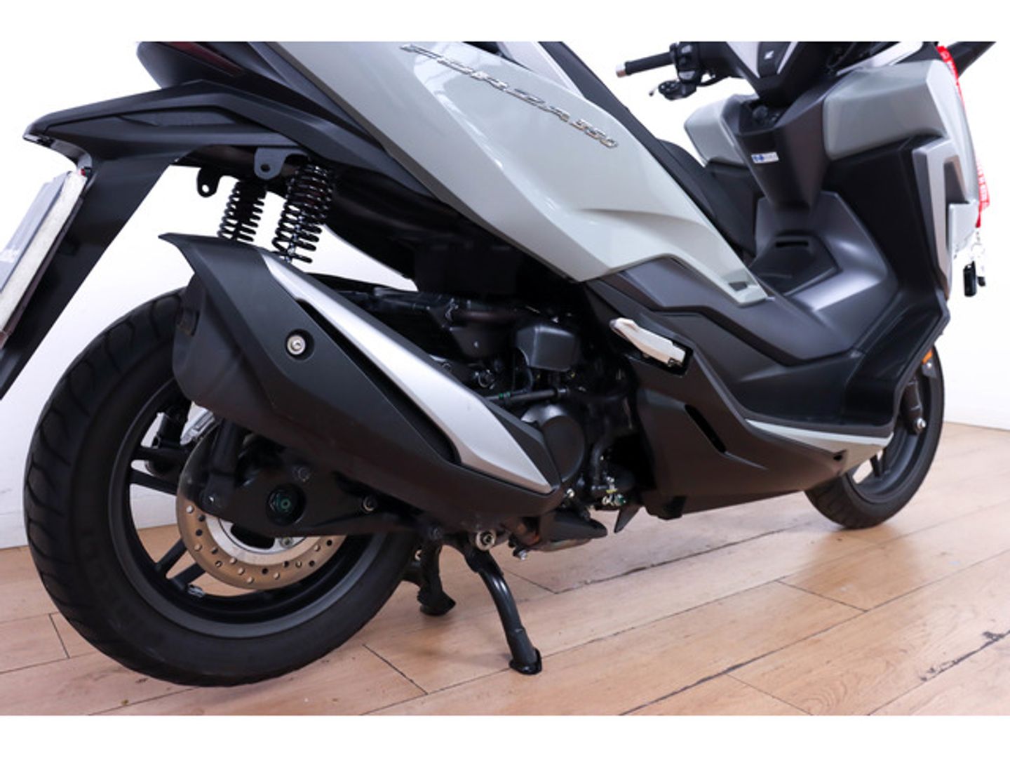 Honda Forza 350 Gris Motorcycle