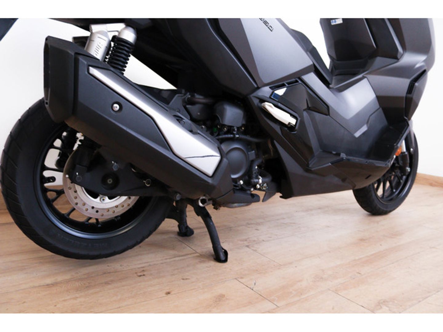 Honda ADV350 Gris Motorcycle