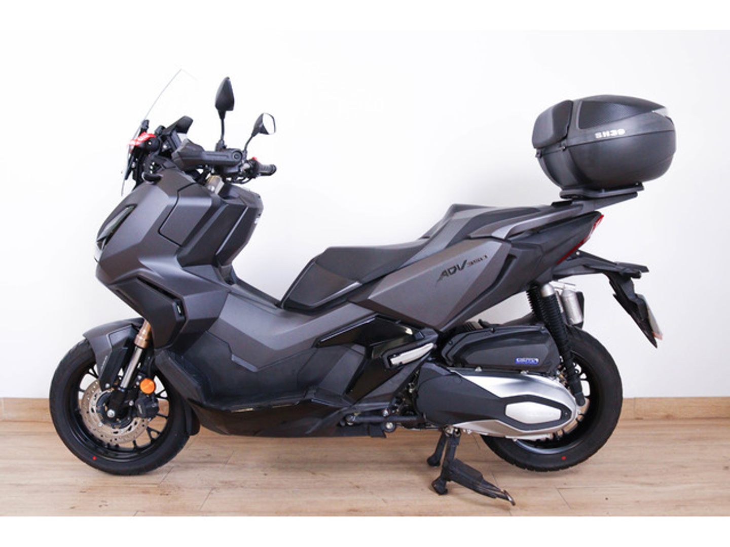 Honda ADV350 Gris Motorcycle
