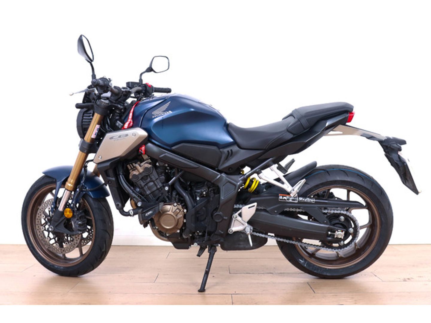 Honda CB650R Azul Motorcycle