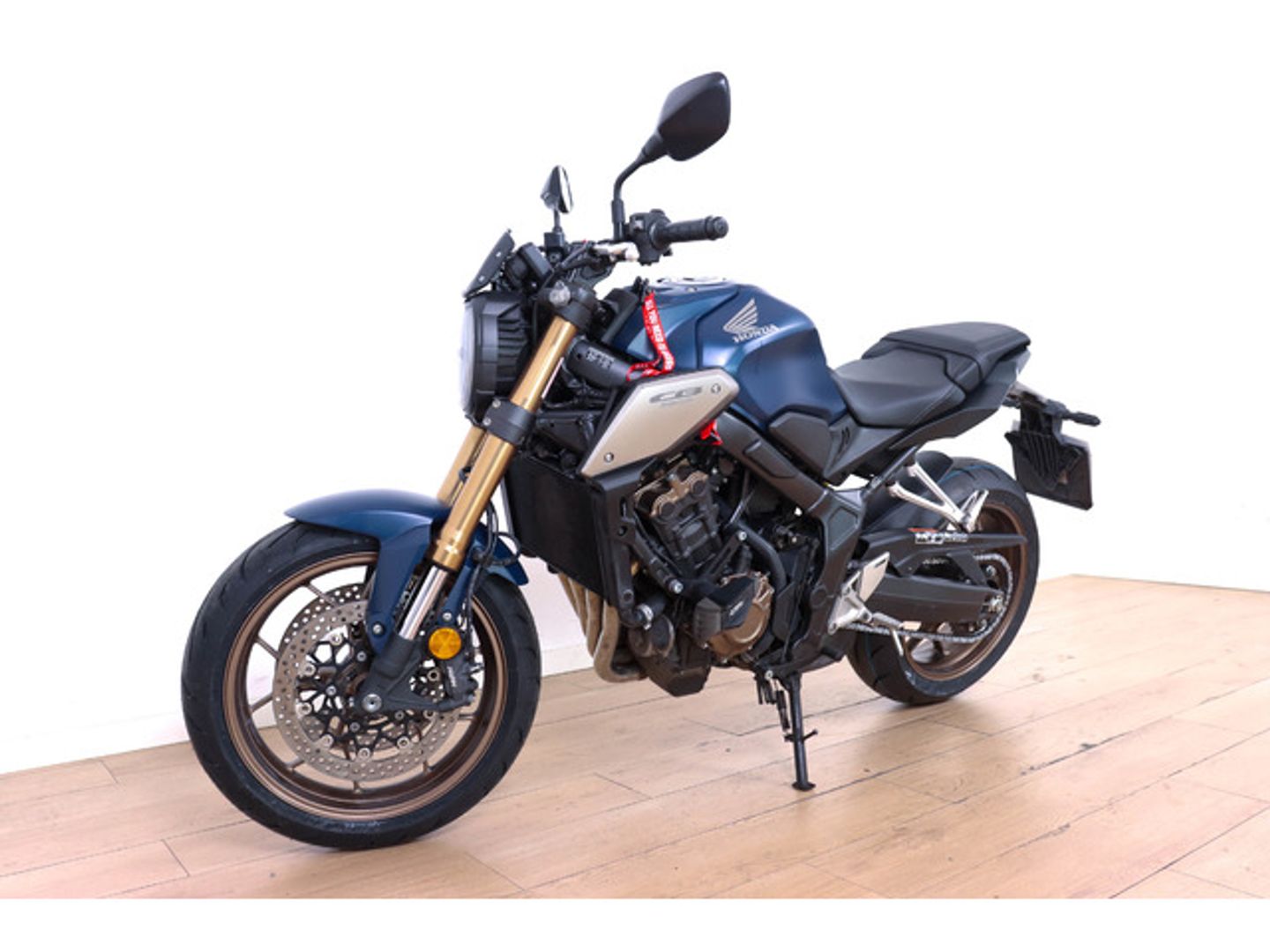 Honda CB650R Azul Motorcycle