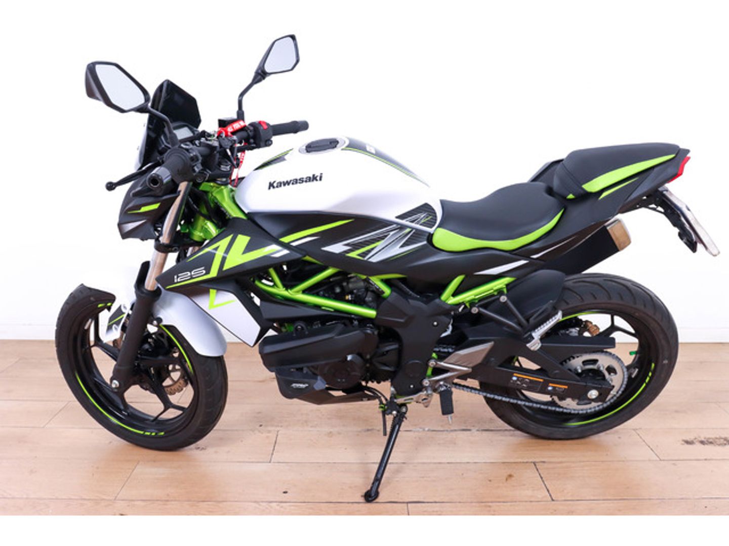 Kawasaki Z 125 Blanco Motorcycle