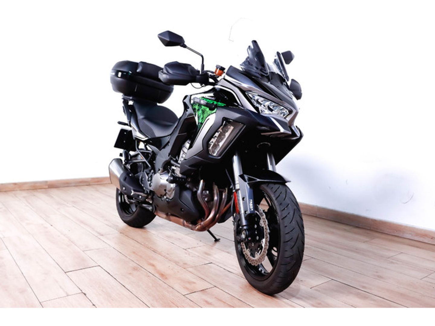 Kawasaki Versys 1000 SE Negro Motorcycle