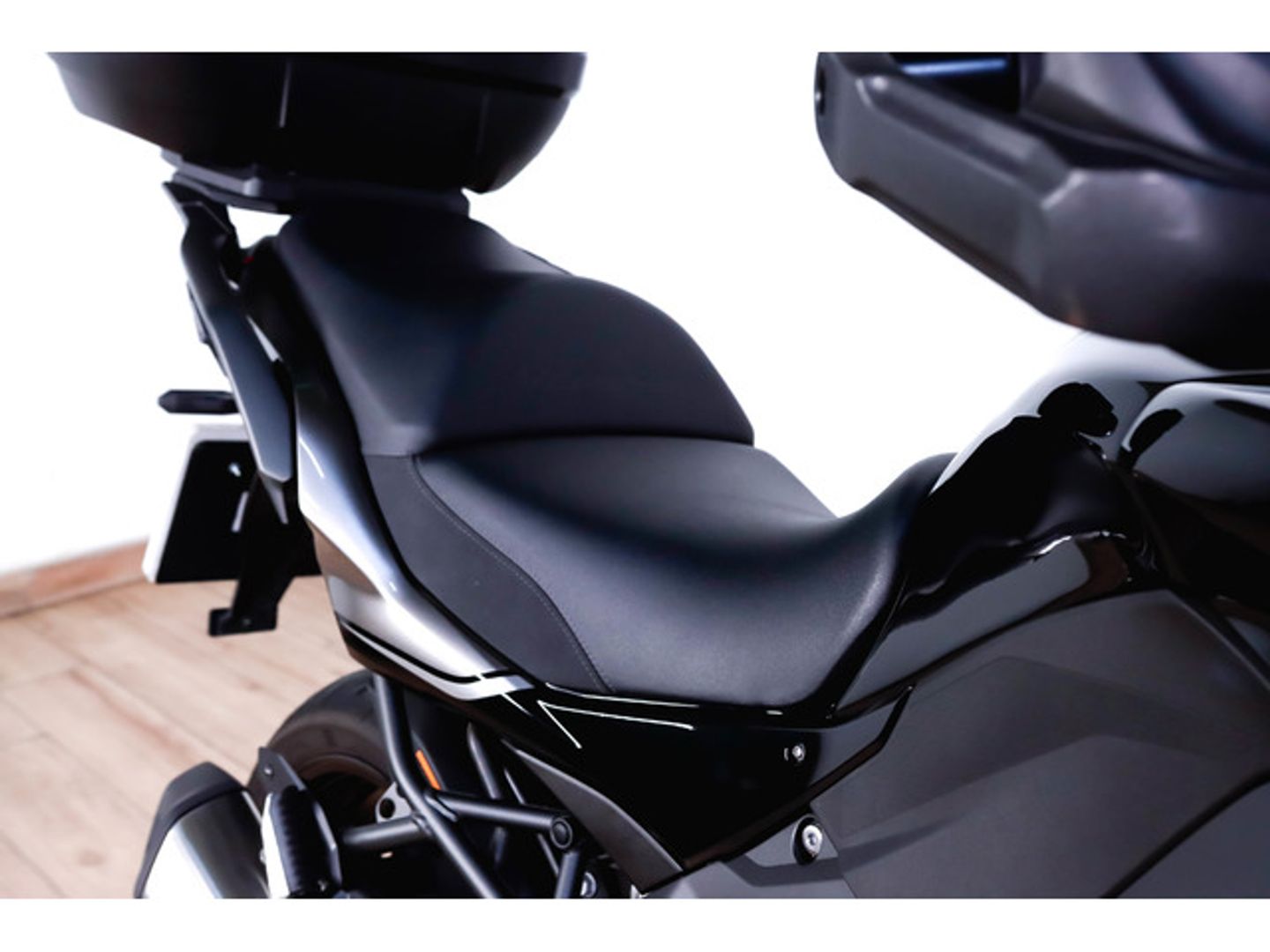 Kawasaki Versys 1000 SE Negro Motorcycle