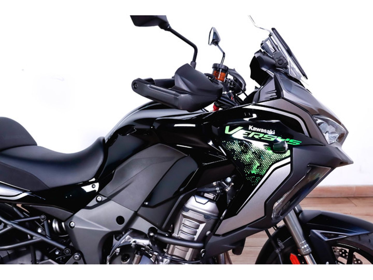 Kawasaki Versys 1000 SE Negro Motorcycle