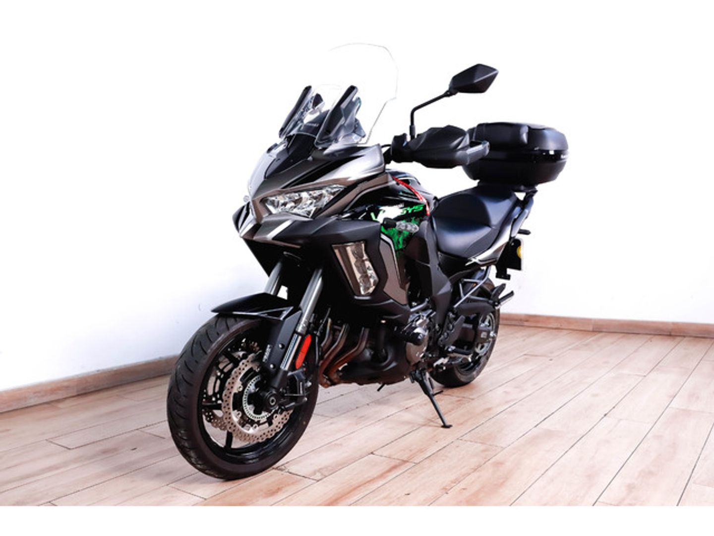 Kawasaki Versys 1000 SE Negro Motorcycle