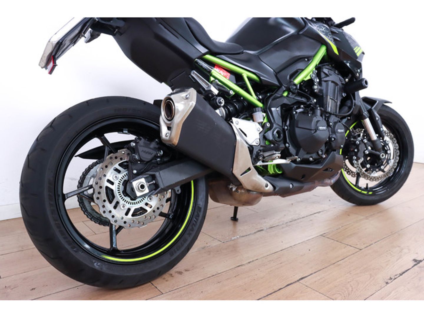 Kawasaki Z900 Negro Motorcycle