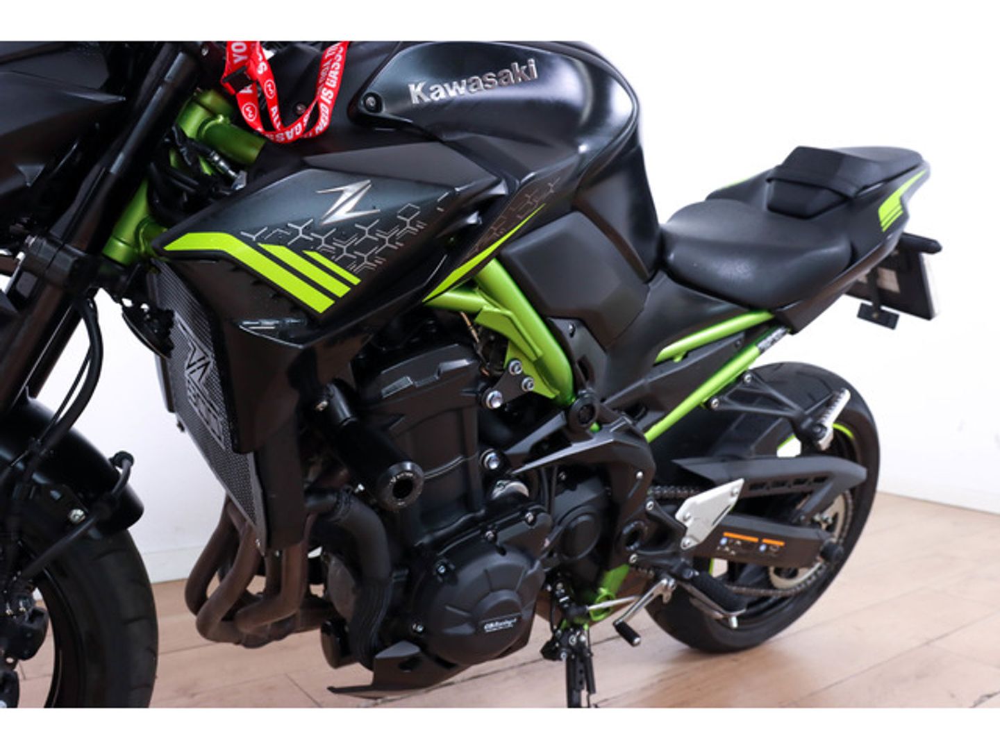 Kawasaki Z900 Negro Motorcycle