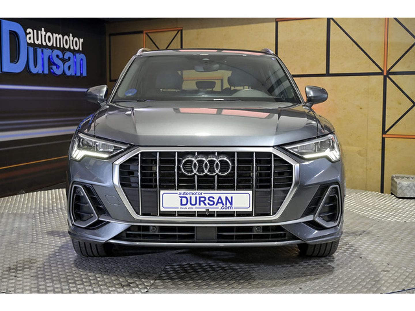 Audi Q3 TFSIe S line 45 TFSI e 180 kW (245 CV) S tronic Gris SUV