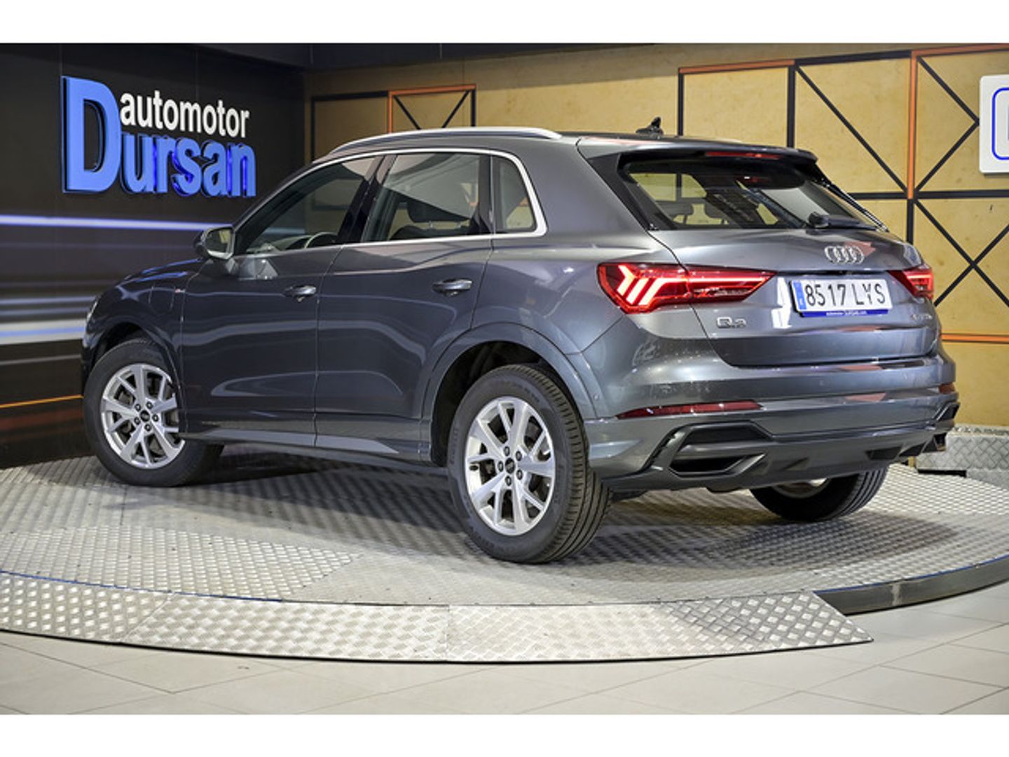 Audi Q3 TFSIe S line 45 TFSI e 180 kW (245 CV) S tronic Gris SUV