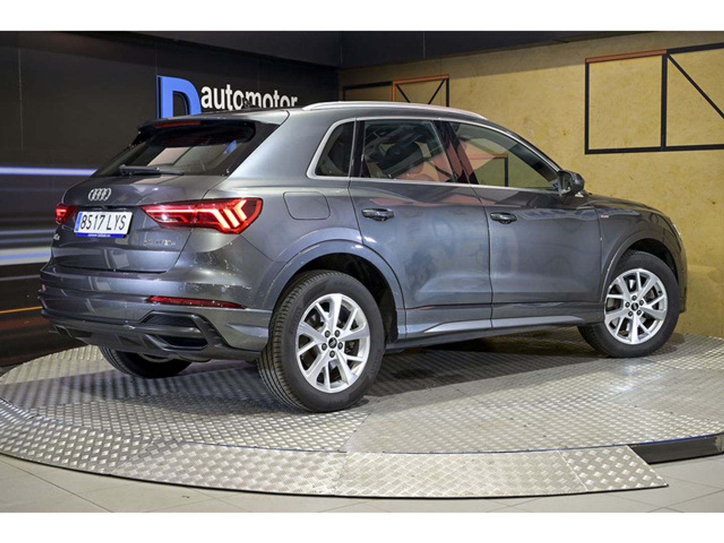 Audi Q3 TFSIe S line 45 TFSI e 180 kW (245 CV) S tronic Gris SUV