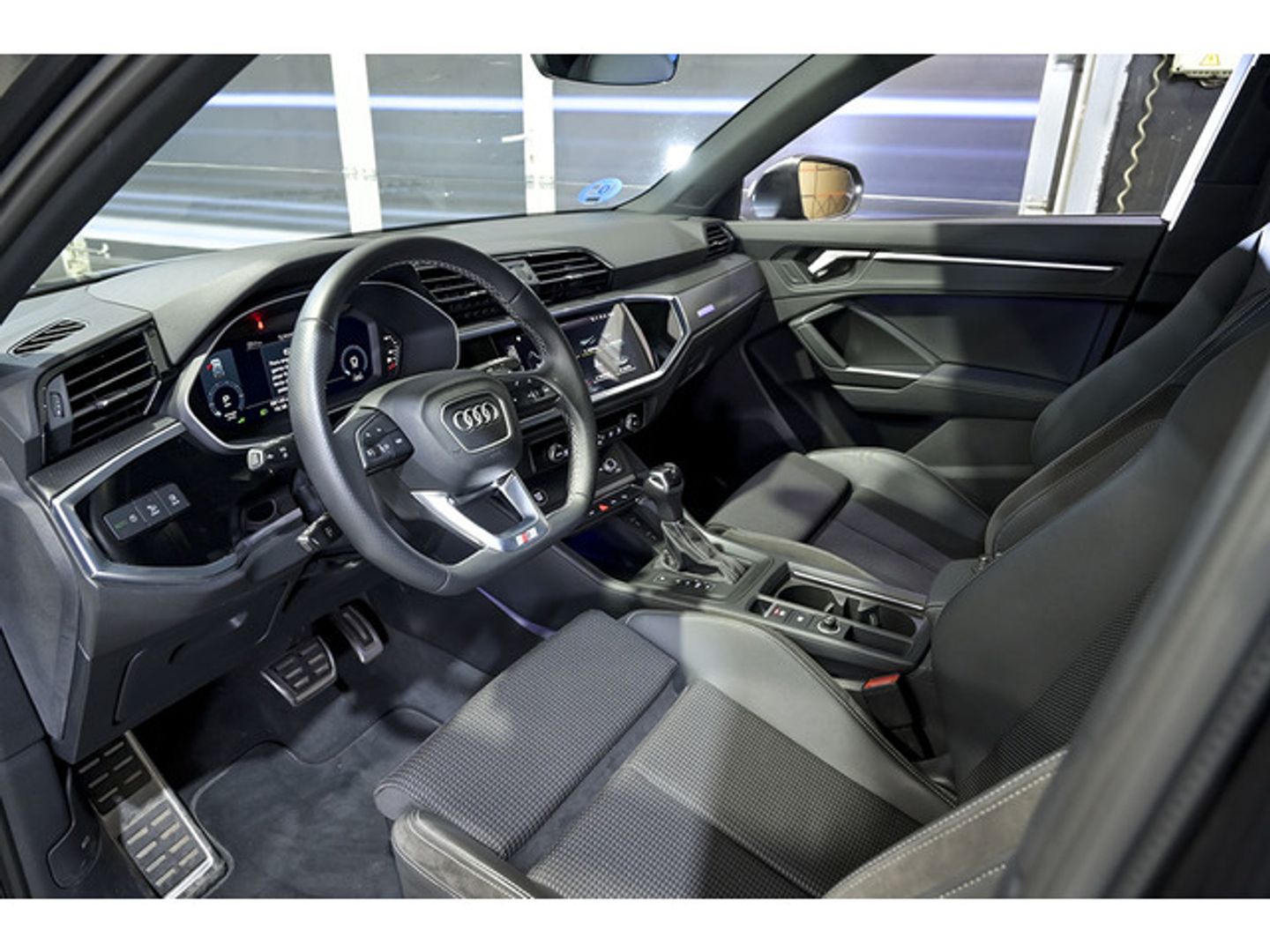 Audi Q3 TFSIe S line 45 TFSI e 180 kW (245 CV) S tronic Gris SUV