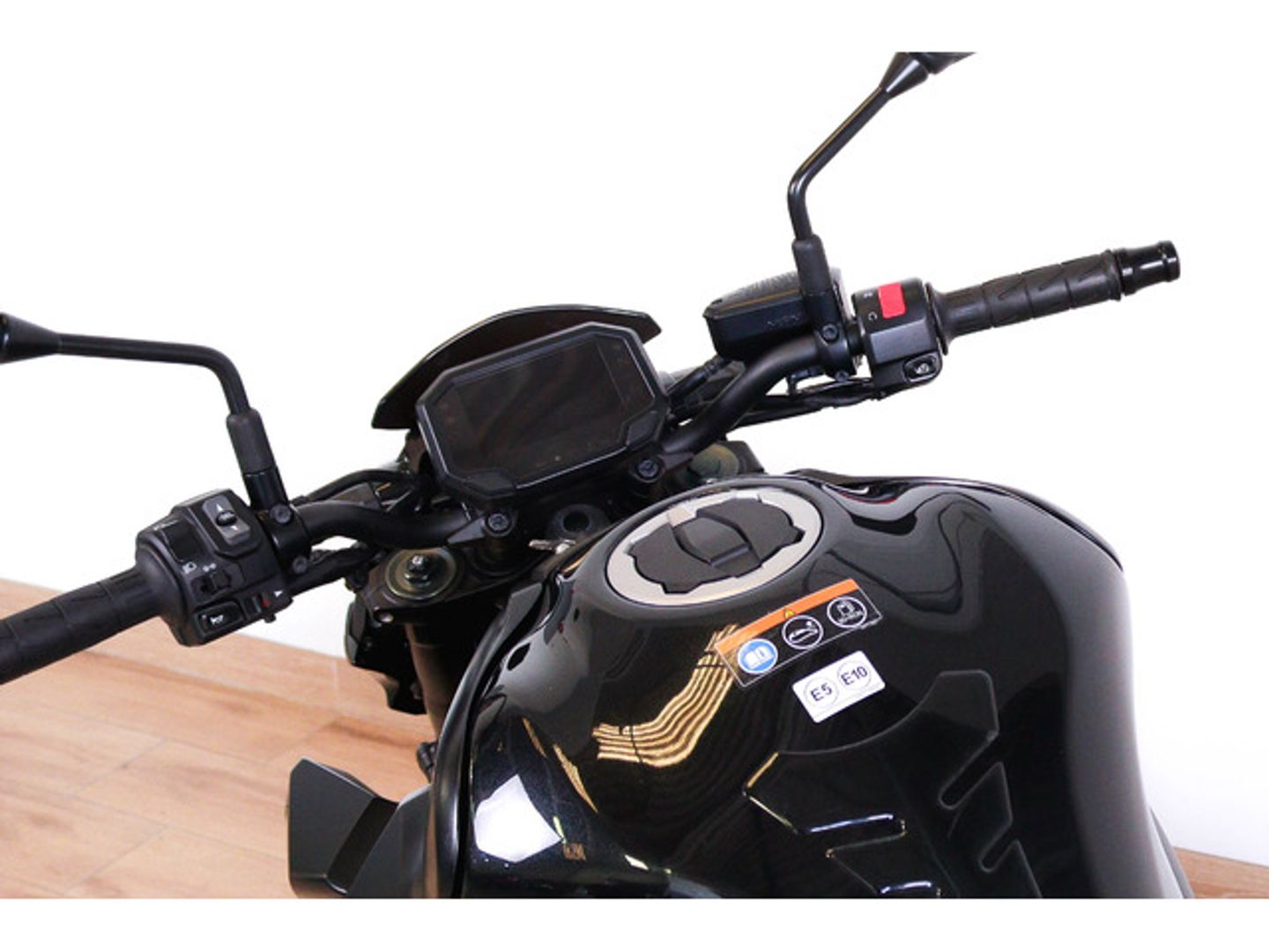 Kawasaki Z900 Negro Motorcycle